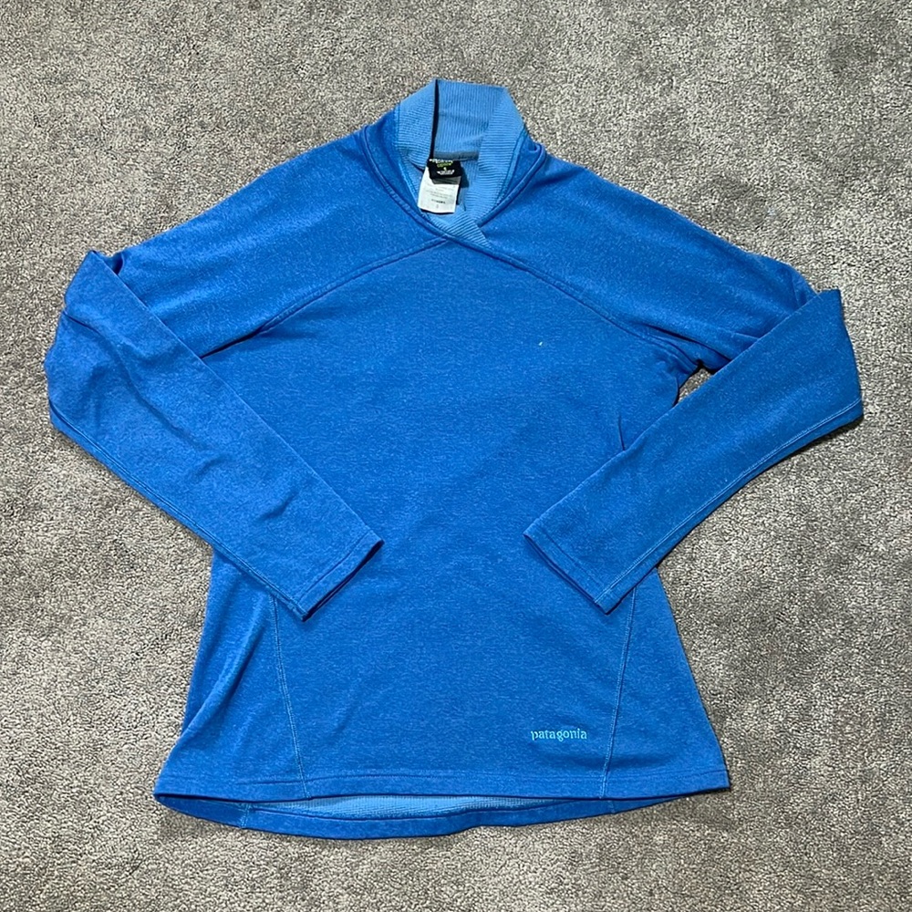 Patagonia Performance Capilene Base Layer Pullover High Neck Blue size small